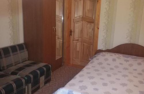 Yaremche House | Guest house Zatishniy dvir