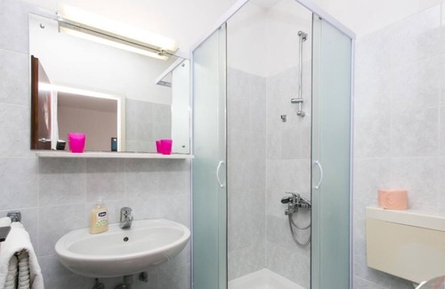 Lopud Island House | Guest House Zec - Double or Twin Room with Balcony and Sea View-2