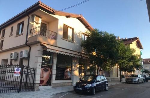 Obzor House | GUEST HOUSE ZORNICA in OBZOR