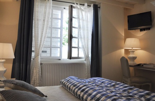 Saint-Andiol Bed & Breakfast | Guest room Family suite "AA" - LE 7 MAS PROVENCAL
