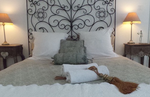 Frejus Plage Bed & Breakfast | Guest Studio Aphrodite, 800m from the beach