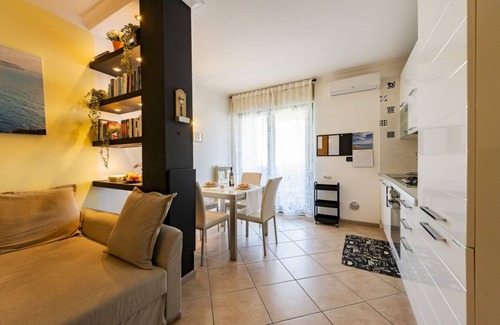 Francavilla al Mare Apartment | GuestHost - Cozy Flat 700mt from the Sea + Parking