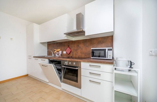 Udine Apartment | GuestHost - Relax & Spacious Apartment X6