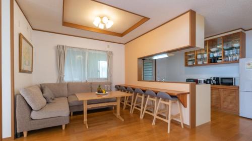 Taira House | Guesthouse Akabana