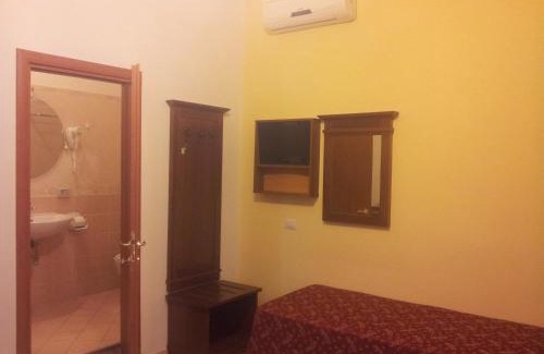 Rione XVIII Castro Pretorio House | Guesthouse Alex II