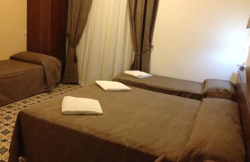 Rione XVIII Castro Pretorio House | Guesthouse Alex II