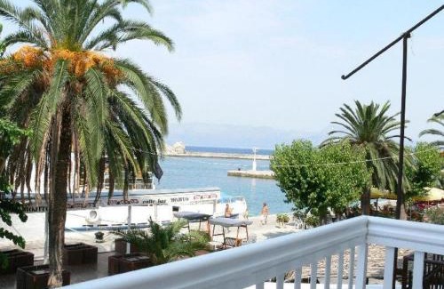 Trpanj House | Guesthouse Aurora
