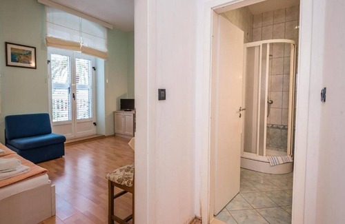 Trpanj Hotel | Guesthouse Aurora