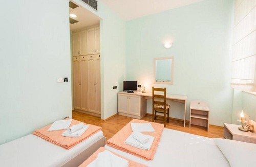 Trpanj Hotel | Guesthouse Aurora