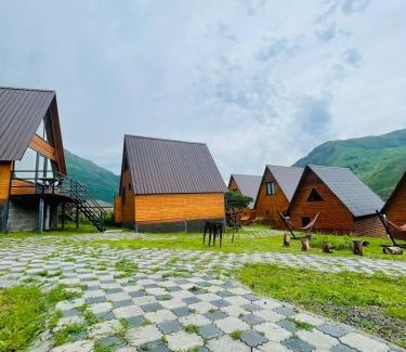 Stepantsminda House | Guesthouse Elli & Cottages