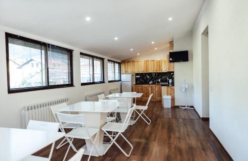 Sapareva Banya House | Guesthouse Juli