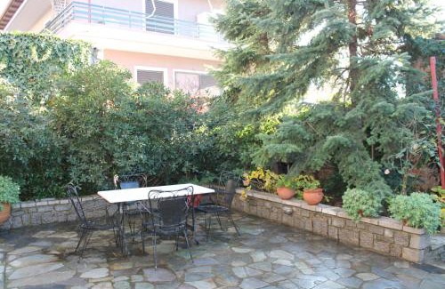 Polidrosos House | Guesthouse Karahalios