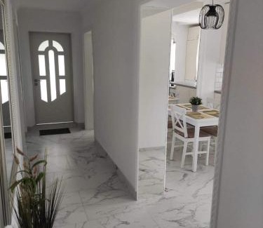 Popina Luka Apartment | Guesthouse Müller