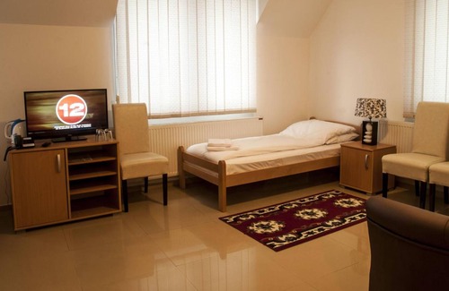 Stubline House | Guesthouse Royal II