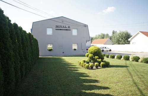 Stubline House | Guesthouse Royal II