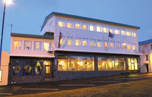 Vestmannaeyjar Hostel | Guesthouse Sunnuhóll