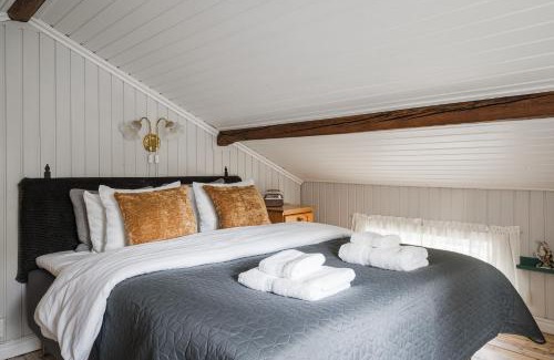 Hortlax Villa | Guestly Homes - 2BR Nordic Cabin with Sauna