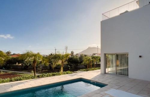 Pedras Pretas House | GuestReady - A delightful stay in Porto Santo