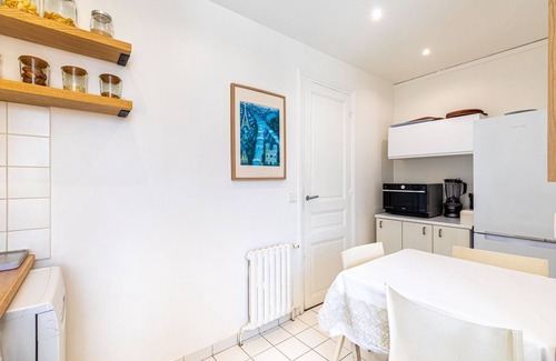 Quartier Saint-Georges Apartment | GuestReady - Bright stay in Montmartre