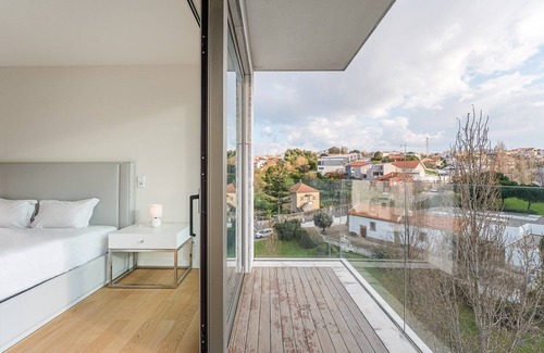 Canidelo Apartment | GuestReady - Classy retreat with river view