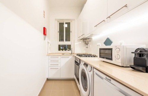 Sao Jorge de Arroios Apartment | GuestReady - Castle - Apt for 4 guests in Saldanha