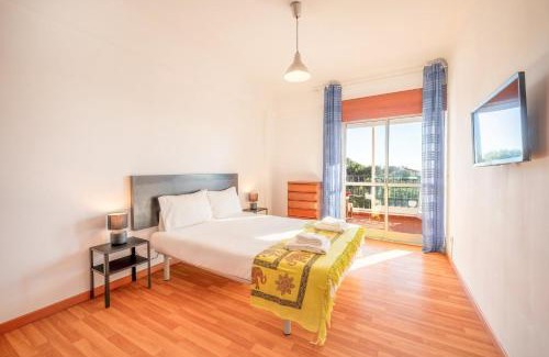Carcavelos Apartment | GuestReady - Charming stay with a terrace