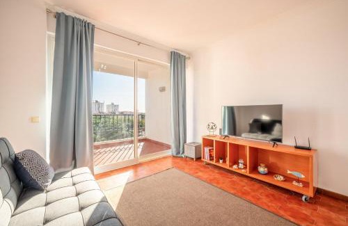 Carcavelos Apartment | GuestReady - Charming stay with a terrace