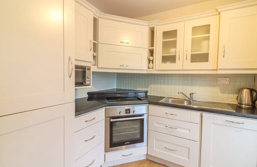 Merrion Apartment | GuestReady - Coastal Charm near Sandymount Beach