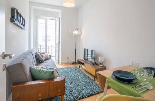Alto do Pina Apartment | GuestReady - Flamingo's House