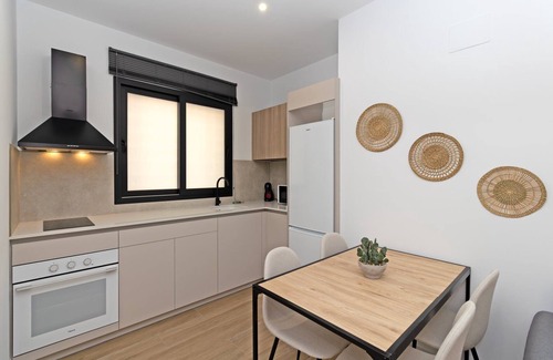 Algiros Apartment | GuestReady - Loft close to University area
