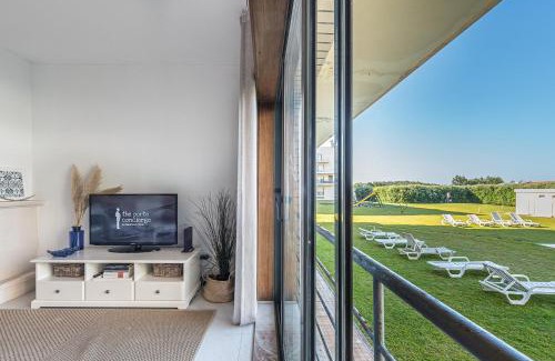 Madalena Apartment | GuestReady - Madalena Beach Pool & Tennis