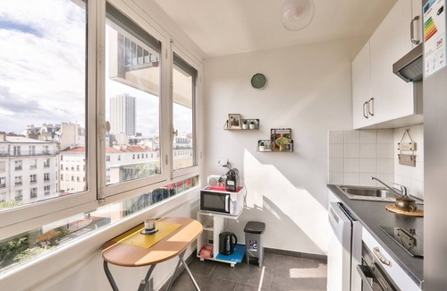 19th Arrondissement Apartment | GuestReady - Magnificent Parisian Apartment