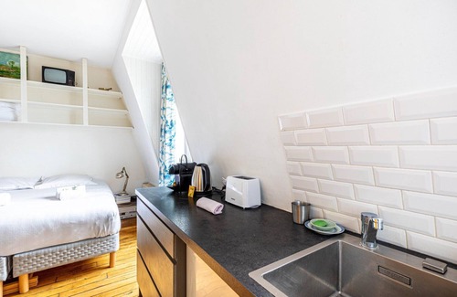 Quartier de la Chapelle Apartment | GuestReady - Parisian Charm in the Trendy 18th