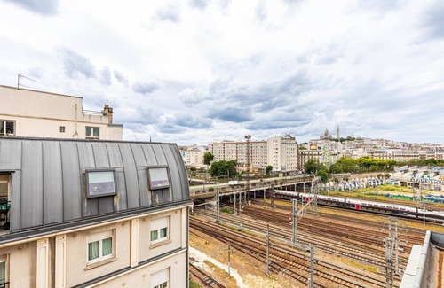 Quartier de la Chapelle Apartment | GuestReady - Parisian Charm in the Trendy 18th