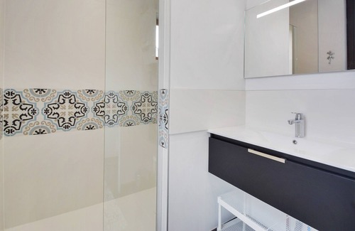 Nancy City Centre Apartment | GuestReady - The House of the States II!