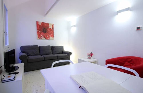 Dorsoduro Apartment | GUGGENHEIM NEXT 10pax, Aircond, Wifi