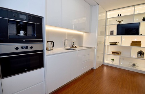 Guimaraes House | GuimaGold - Suite 1853
