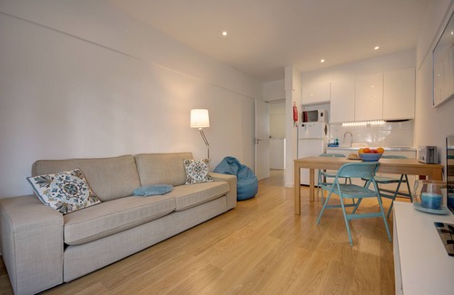 Sao Sebastiao da Pedreira Apartment | Gulbenkian & El Corte Inglés @ Av Ressano Garcia