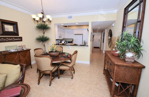 Steinhatchee Condo | Gulf Breeze Condo #103- Private Boat Ramp! NO DOCK THIS SCALLOP SEASON. WiFi!