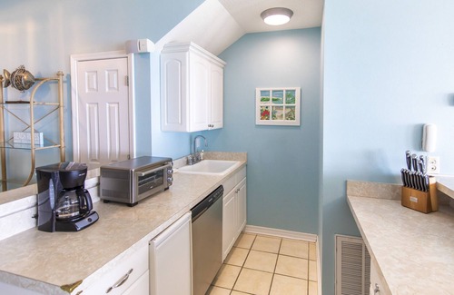 Dune Allen Beach House | Gulf Front, 3rd Level Condo, Elevator, Near Shops and Restaurants- 30A