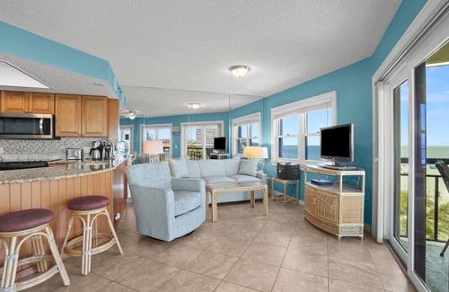 St. Pete Beach Condo | 🌊 Gulf Front Condo — Gulf Strand Resort, St. Pete Beach