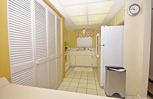 Englewood Condo | Gulf Front Hideaway - 2 bedrooms