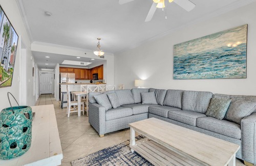 Gulf Shores Condo | Gulf Front, Just Steps to the Water! Book Your 5 Star Stay Now!