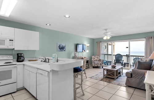 Seacrest Condo | Gulf Front, Stunning Views, Great Location + Free Attraction Tickets!