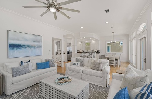 San Juan House | Gulf Front Updated Coastal Home 1 mile from Seaside