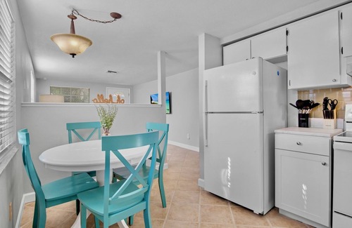 Holmes Beach House | Gulf Haven East! 5-minute walk to the Gulf!
