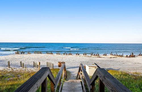 Gulf Place Apartment | Gulf Place Residence 213 - 30Amazing