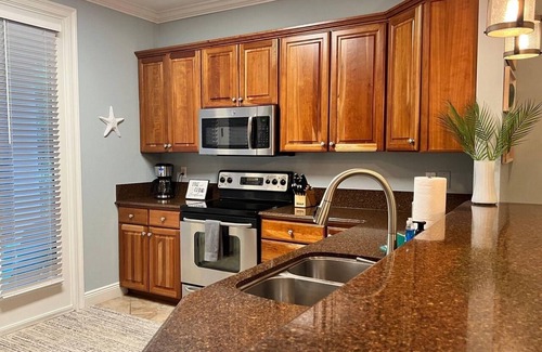 Gulf Place House | Gulf Place "Sea-renity Now!" 3BR | Sleeps 10| Gated Beach | Pool | Tennis