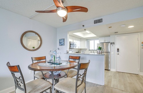 Hudson Condo | Gulf-View Condo in Hudson: Perfect for Snowbirds!