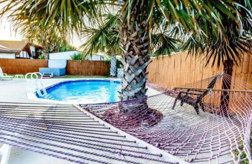 El Centro Beach House | Gulf View Home - Private Pool!